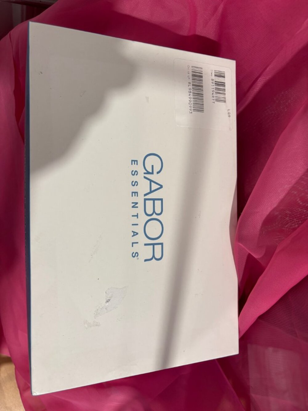 NIB HSN Gabor Essentials Sweet Something Heat Friendly Wig Ash Blonde - Picture 4 of 4